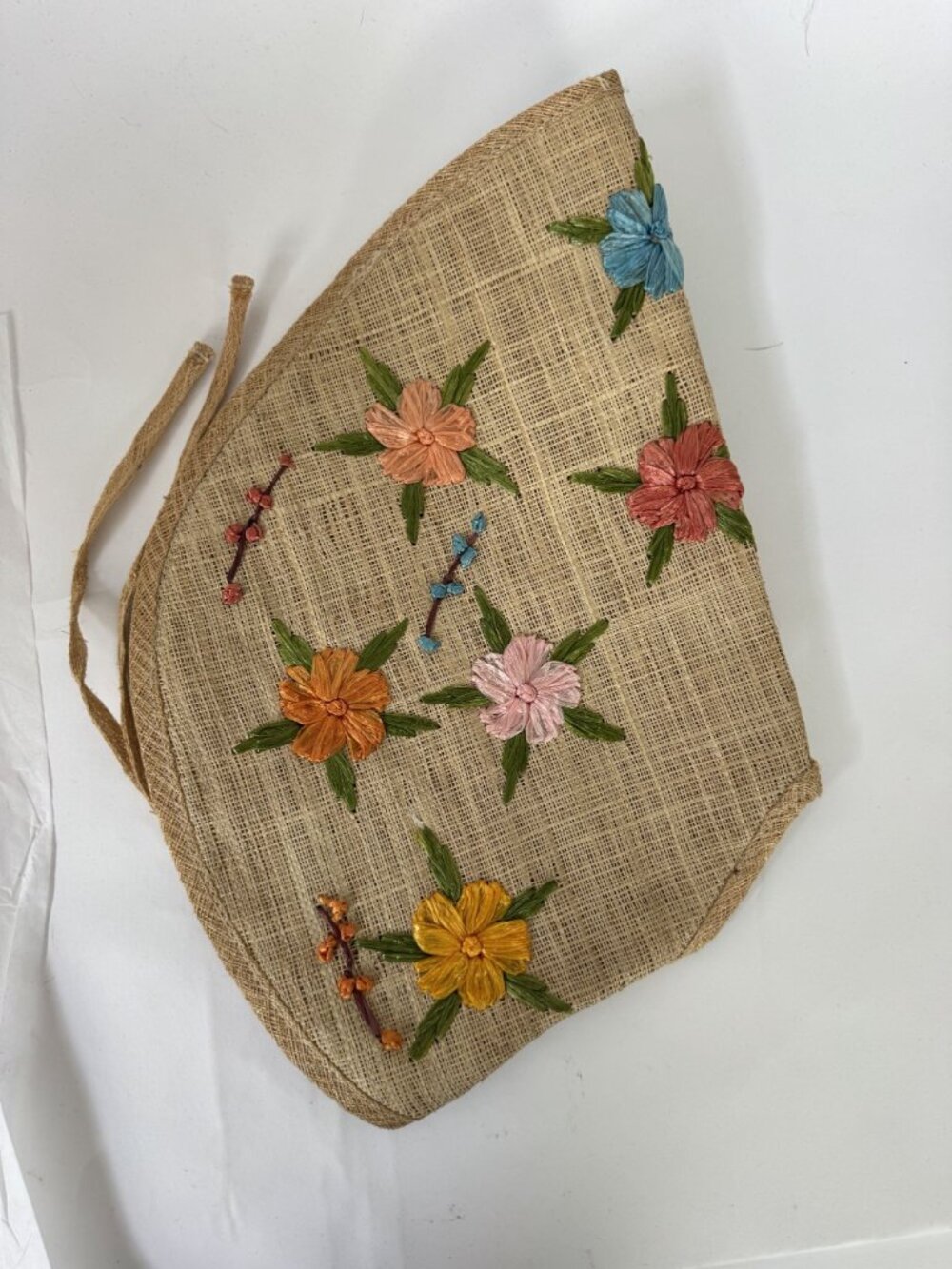 Handmade Raffia Straw Hat With Embroidered Floral Design & Chin Tie Vintage Phil - Picture 9 of 16